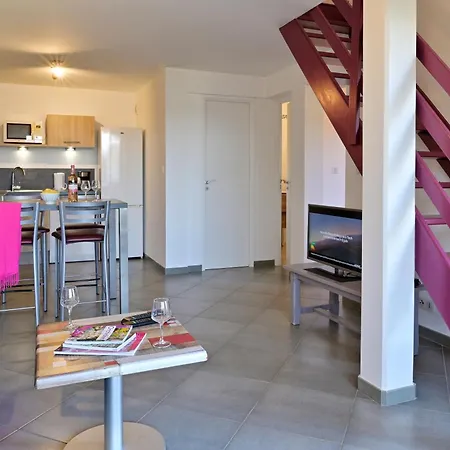 Holiday home Roc E Mare Tiuccia