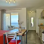 Roc E Mare 3*