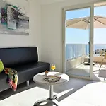 公寓式酒店 Roc E Mare 3*