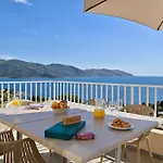 Roc E Mare 3*