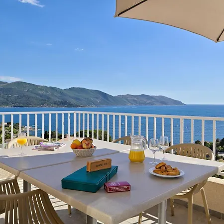 Roc E Mare 4*